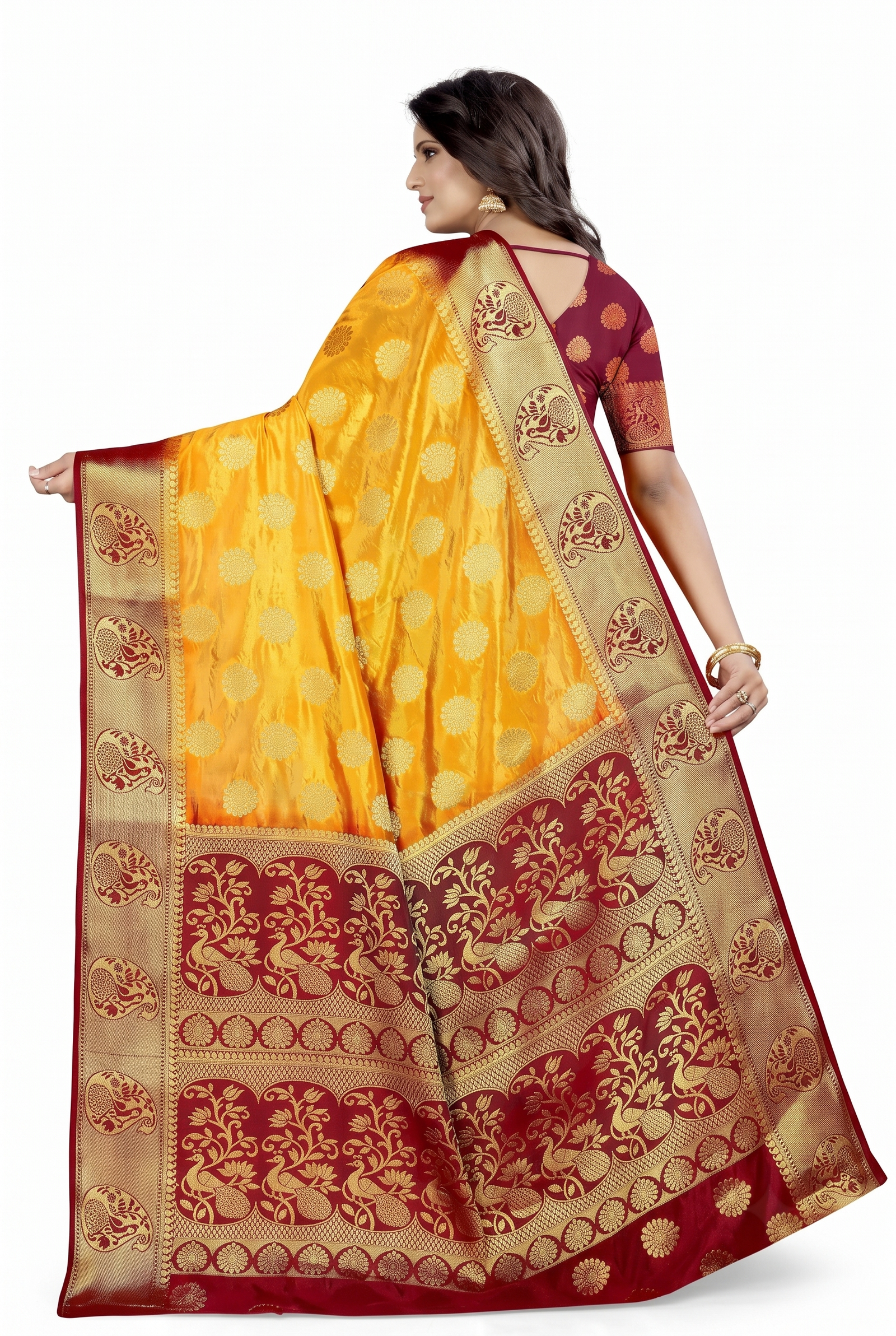 Trendy jacquard saree with unstitched blouse